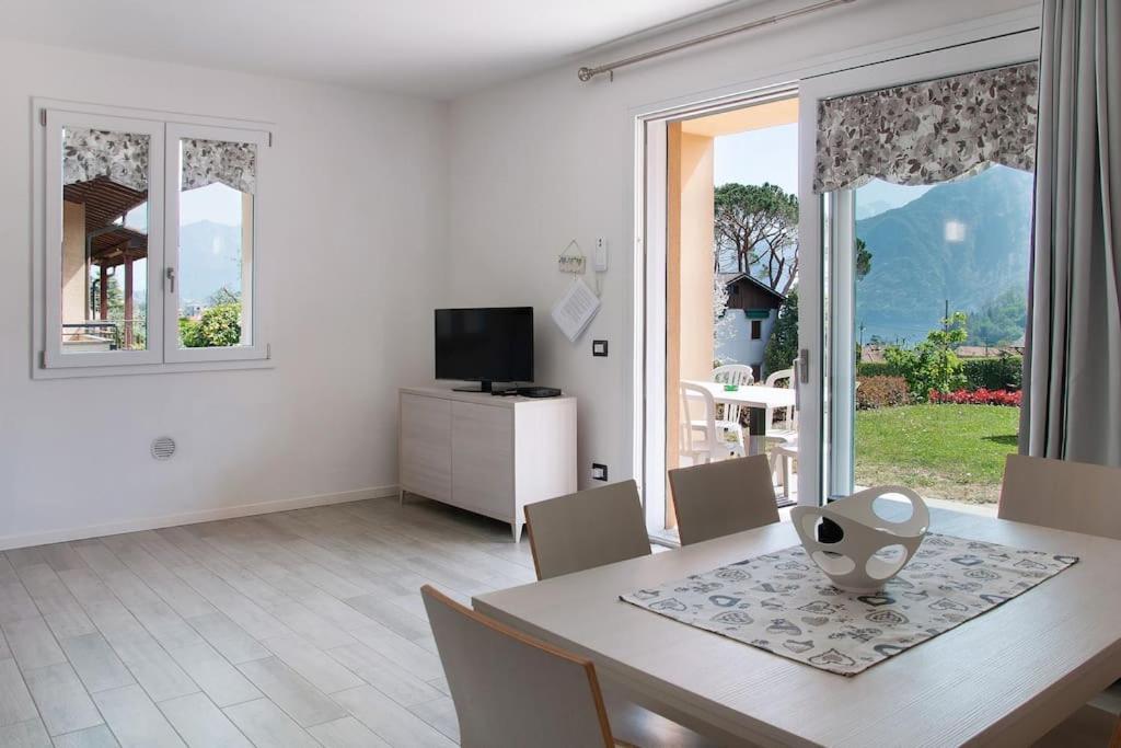 Appartamenti Zerboni Lenno Exterior foto